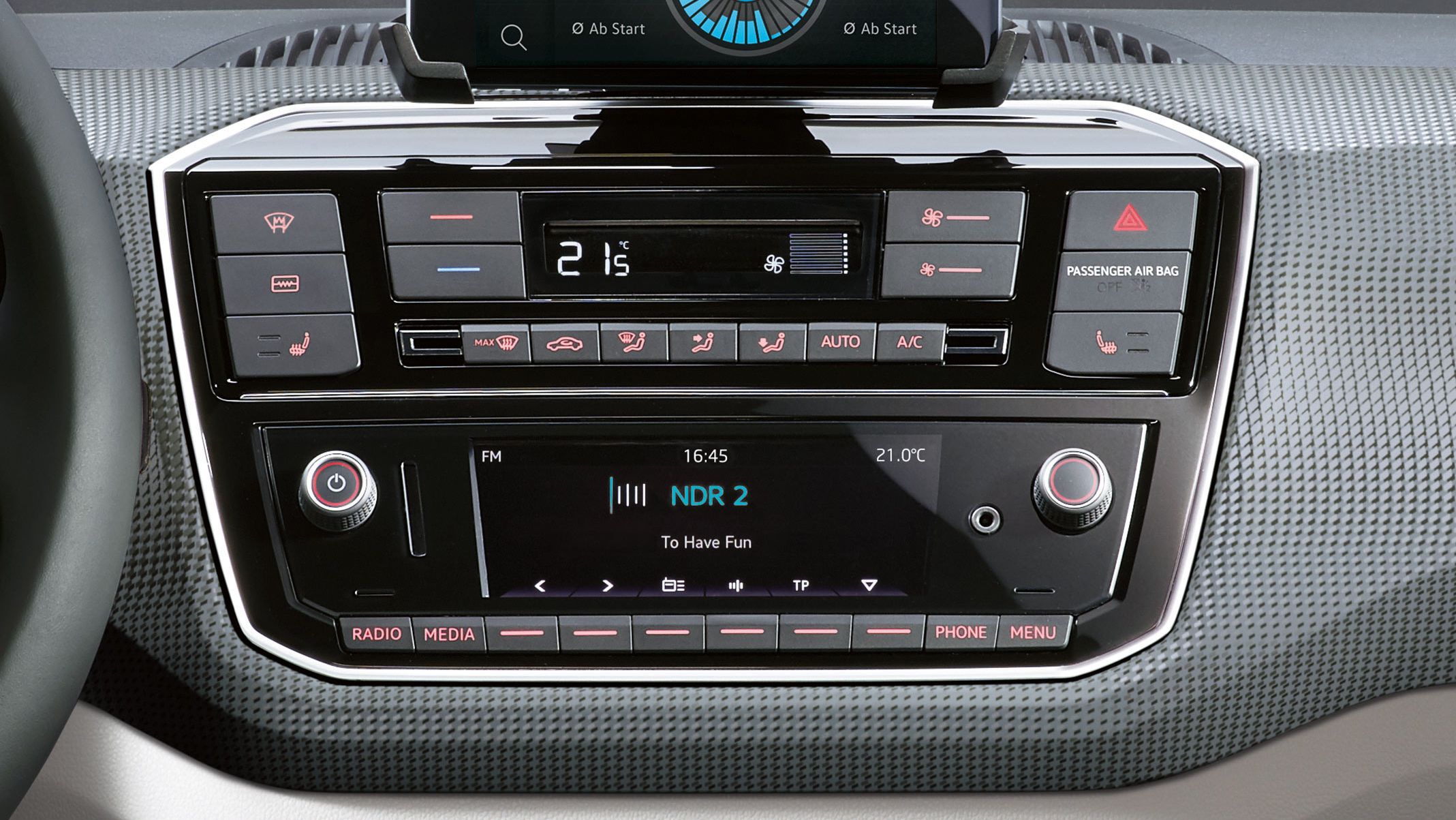 vw e-up! interieur display anzeige radio