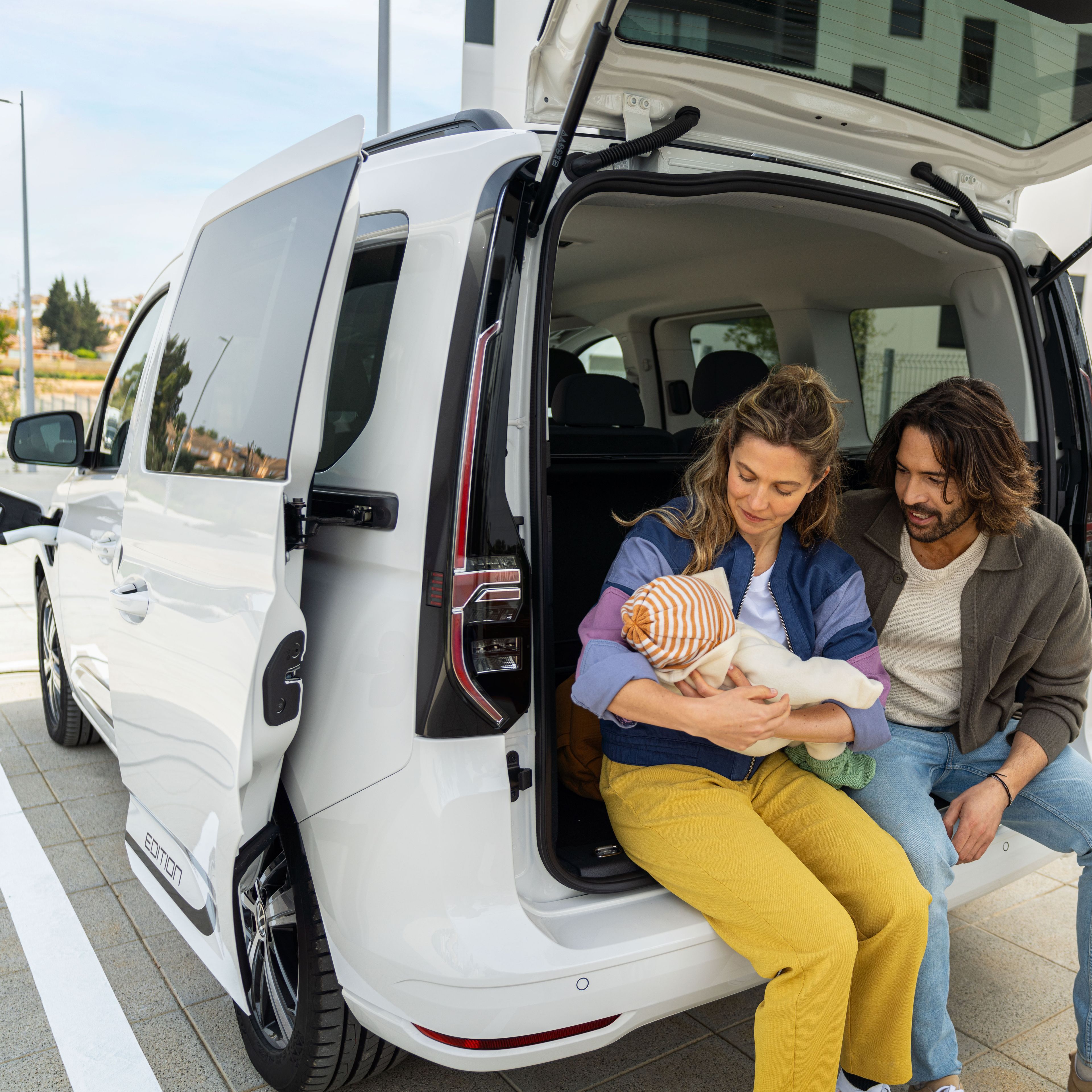 Caddy eHybrid Heck
